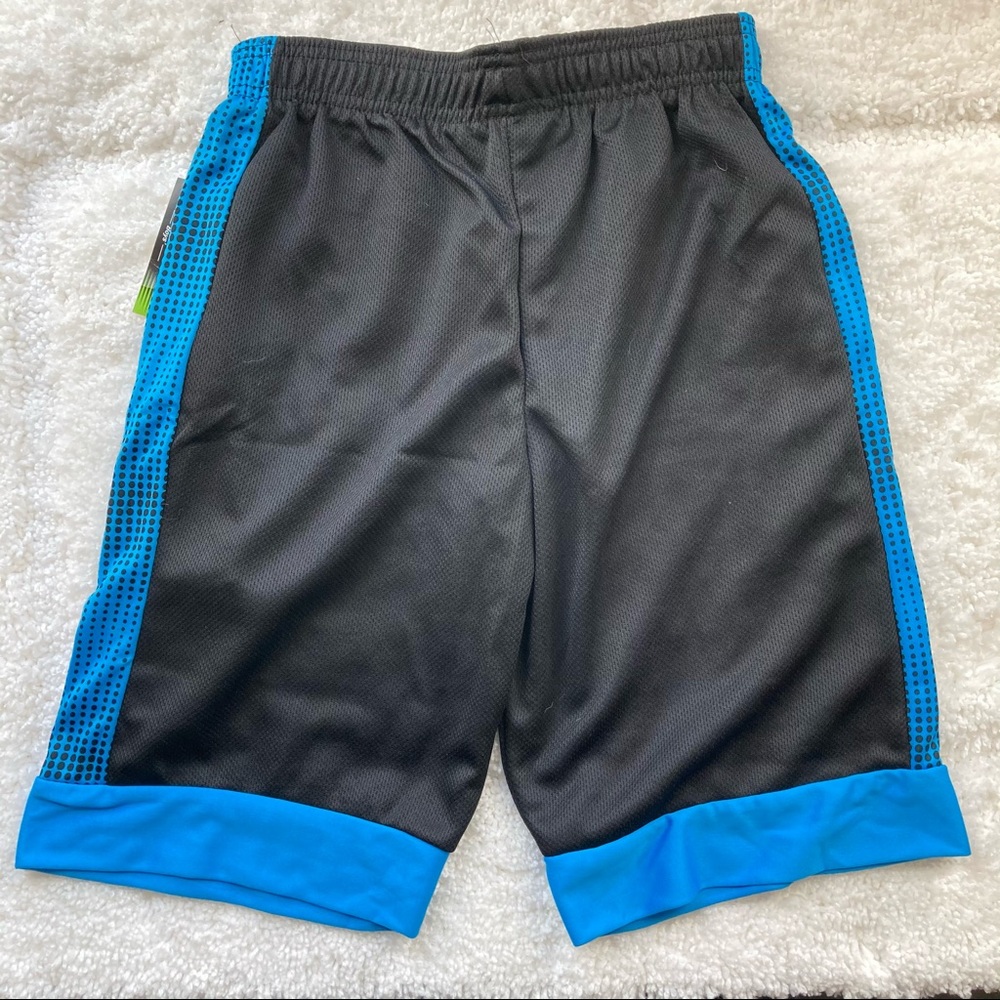 NWT boys athletic basketball shorts shorts L12/14